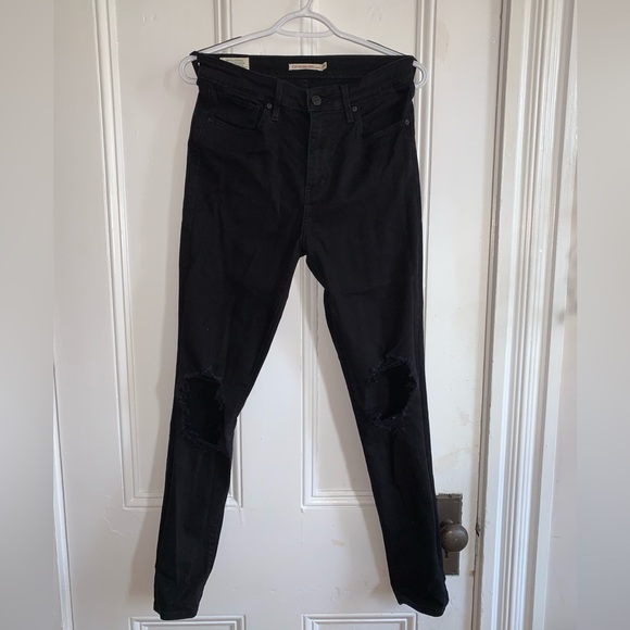 Levi’s black skinny jeans - Picture 3 of 6